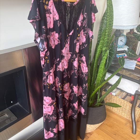 Torrid Floral Studio Knit Midi Dress Flutter Sleeves Lace Trim Black - Picture 10 of 11